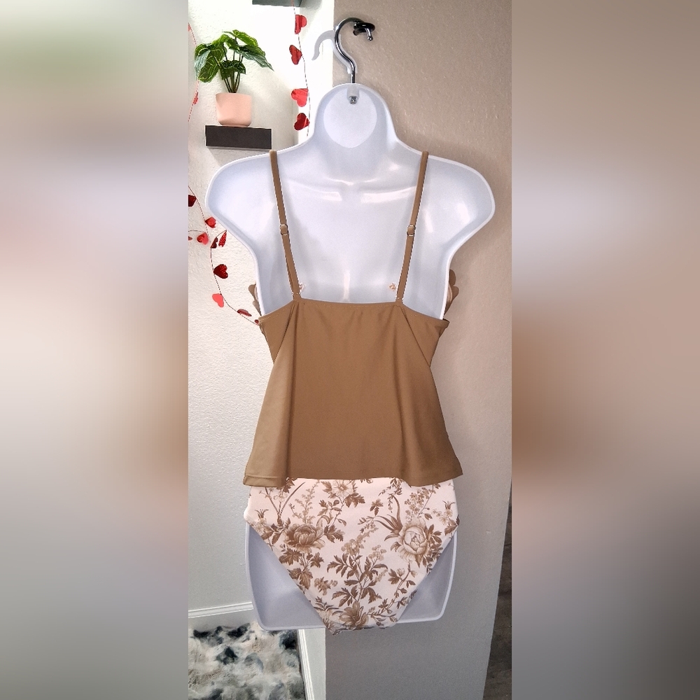 Psychedelic Women's Swirl Abstract Tankini Set - Picture 13 of 16